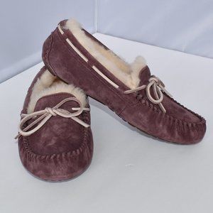 UGG Purple Suede Moccasin Slippers Sz 6 NEW